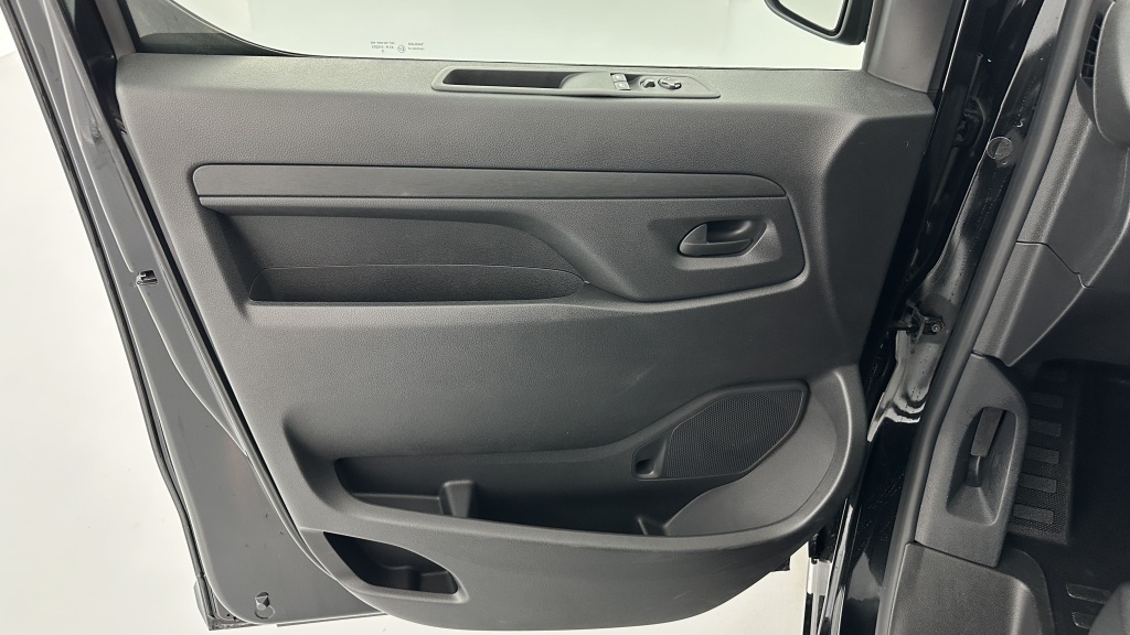 CITROEN Jumpy M 2.0 BlueHDi 180ch EAT8 - ref: 8-GLI00007495 - Photo 11