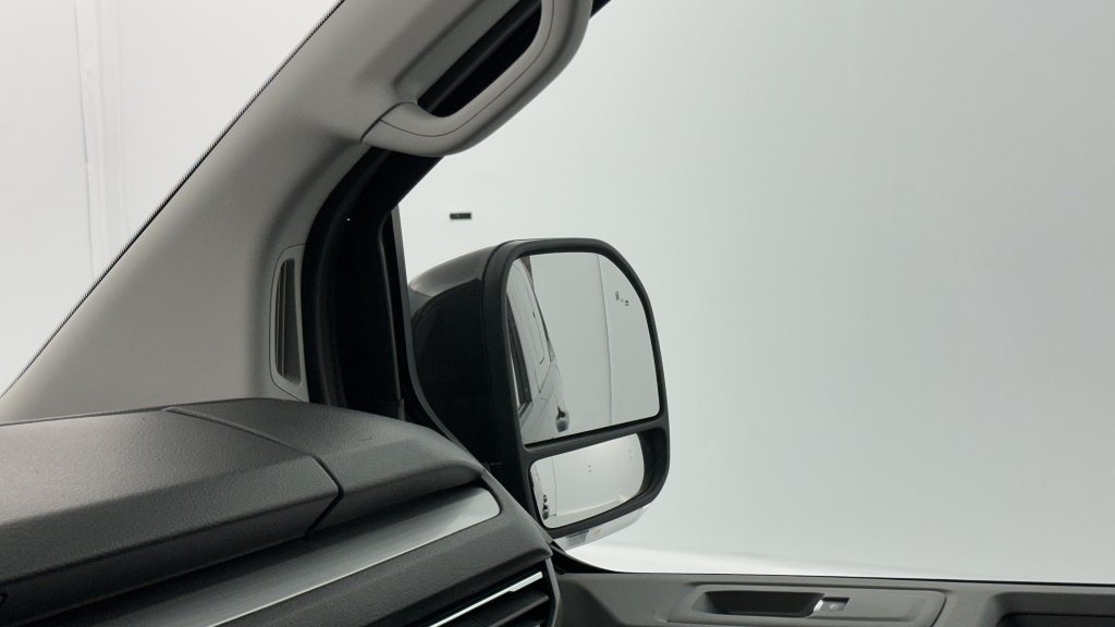 VOLKSWAGEN Transporter Procab T7 L1H1 2.0 TDI 170ch Business BVA8 - ref: 8-GLI00007513 - Photo 17