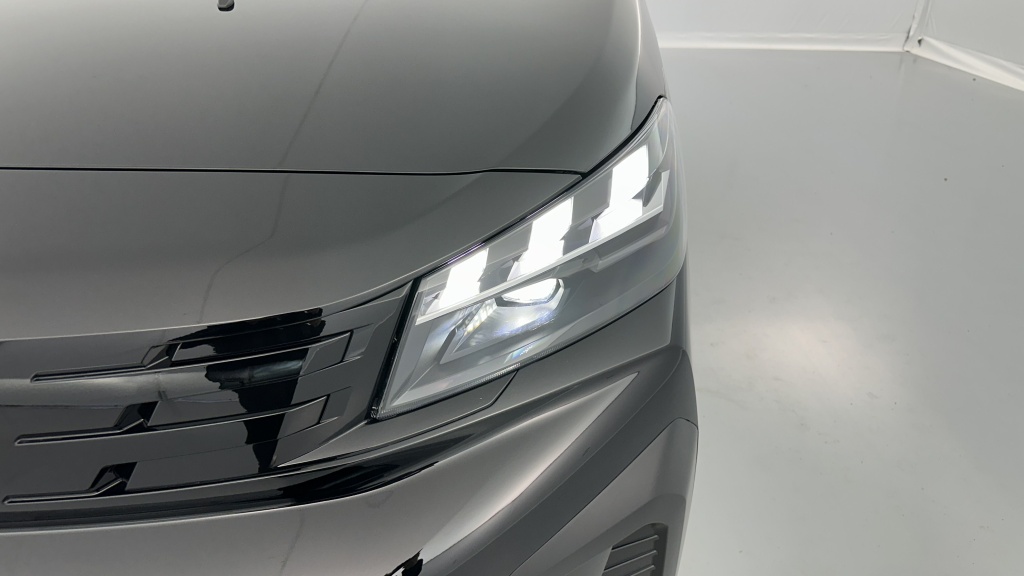 PEUGEOT Expert Cabine Approfondie III M 2.0 BlueHDi 180ch EAT8 - ref: 8-GLI00007634 - Photo 19