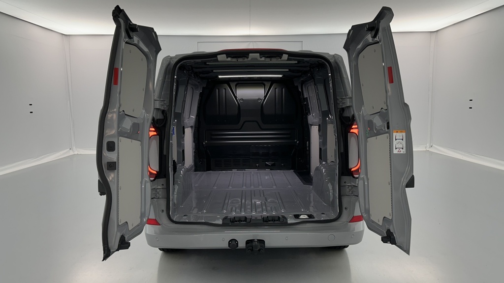 VOLKSWAGEN Transporter T7 L1H1 2.0 TDI 150ch Business BVA8 - ref: 8-GLI00008066 - Photo 9