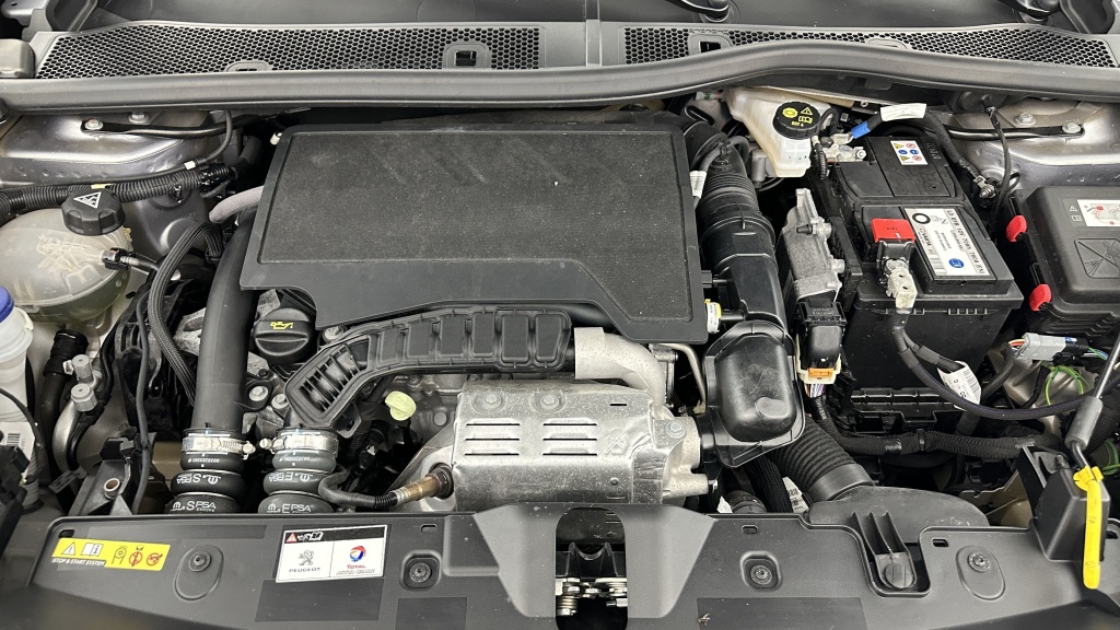 PEUGEOT 2008 1.2 PureTech 130ch Style - ref: 8-GLI00008317 - Photo 11