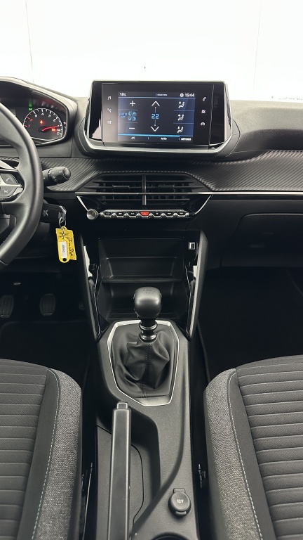 PEUGEOT 2008 1.2 PureTech 130ch Style - ref: 8-GLI00008317 - Photo 15