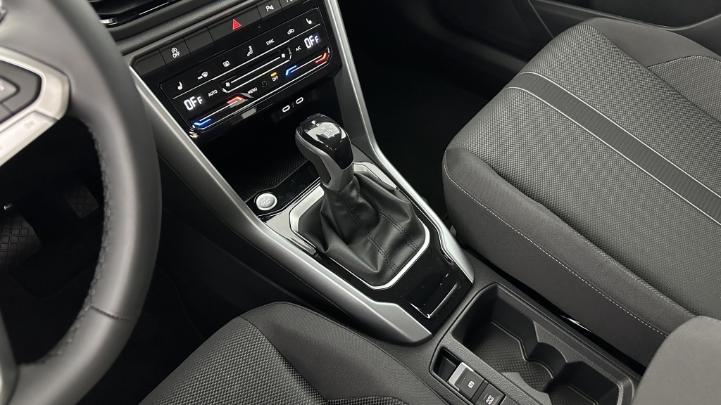 VOLKSWAGEN T-Roc 2.0 TDI 150ch Edition DSG7 - ref: 8-GLI00008418 - Photo 17