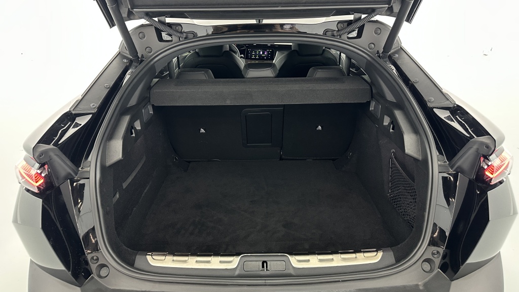 PEUGEOT 408 1.2 Hybrid 136ch e-DCS6 GT - ref: 8-GLI00008455 - Photo 10