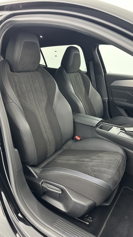 PEUGEOT 408 1.2 Hybrid 136ch e-DCS6 GT - ref: 8-GLI00008455 - Photo 16