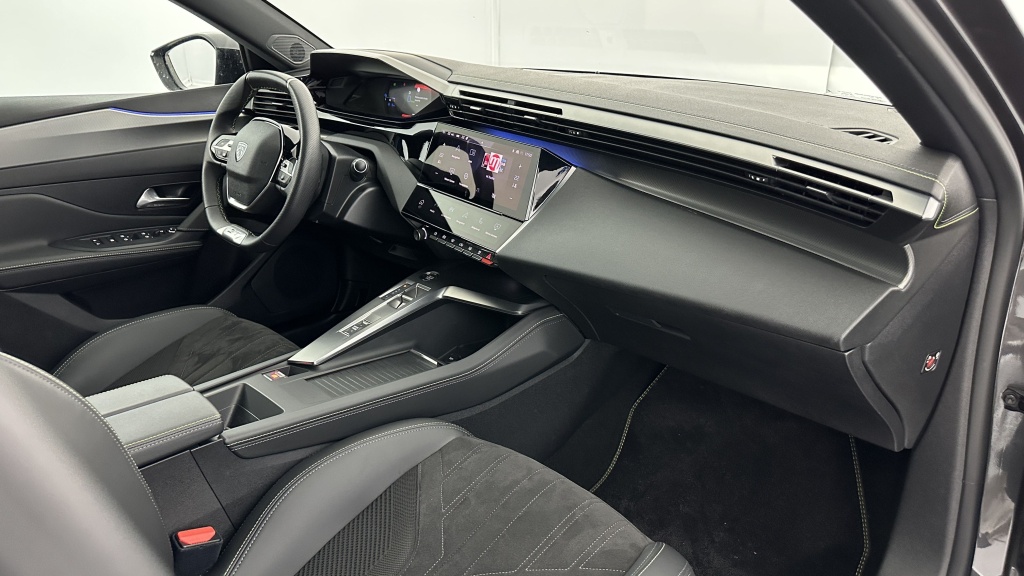 PEUGEOT 408 1.6 PHEV 225ch e-EAT8 GT - ref: 8-GLI00008456 - Photo 8