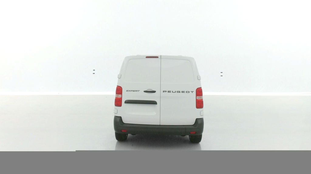 PEUGEOT Expert III M 2.0 BlueHDi 145ch EAT8 - ref: 8-GLI00008472 - Photo 17