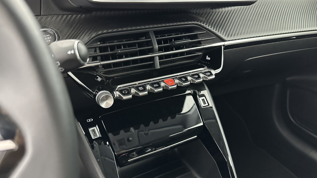 PEUGEOT 208 II EV 136ch Allure Pack - ref: 8-GLI00008620 - Photo 19