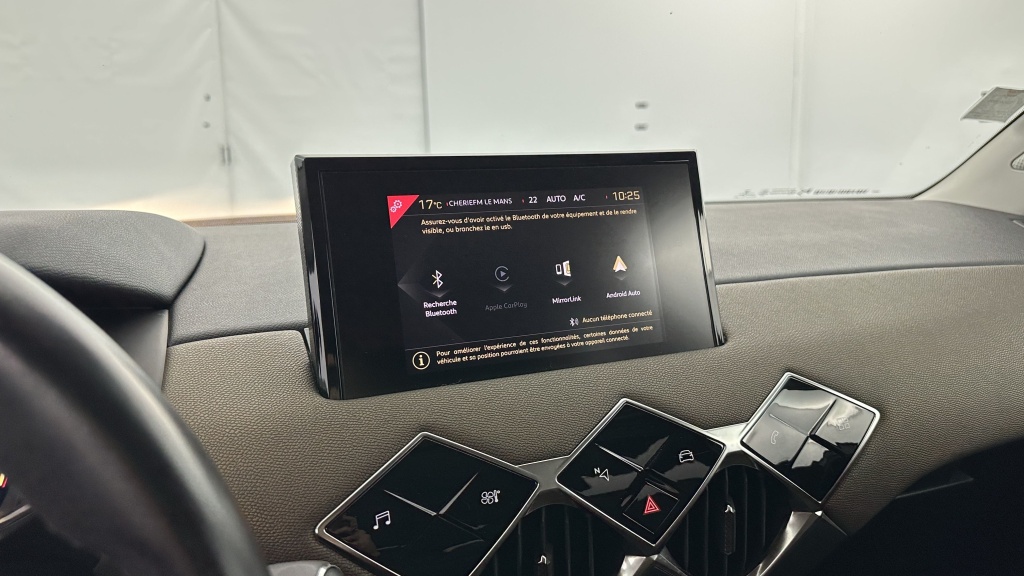 DS DS3 Crossback 1.5 BlueHDi 100ch So Chic - ref: 8-GLI00008639 - Photo 17