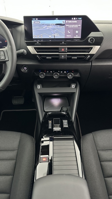 CITROEN C4 1.2 Hybride 145ch Collection e-DCS6 - ref: 8-GLI00009051 - Photo 14