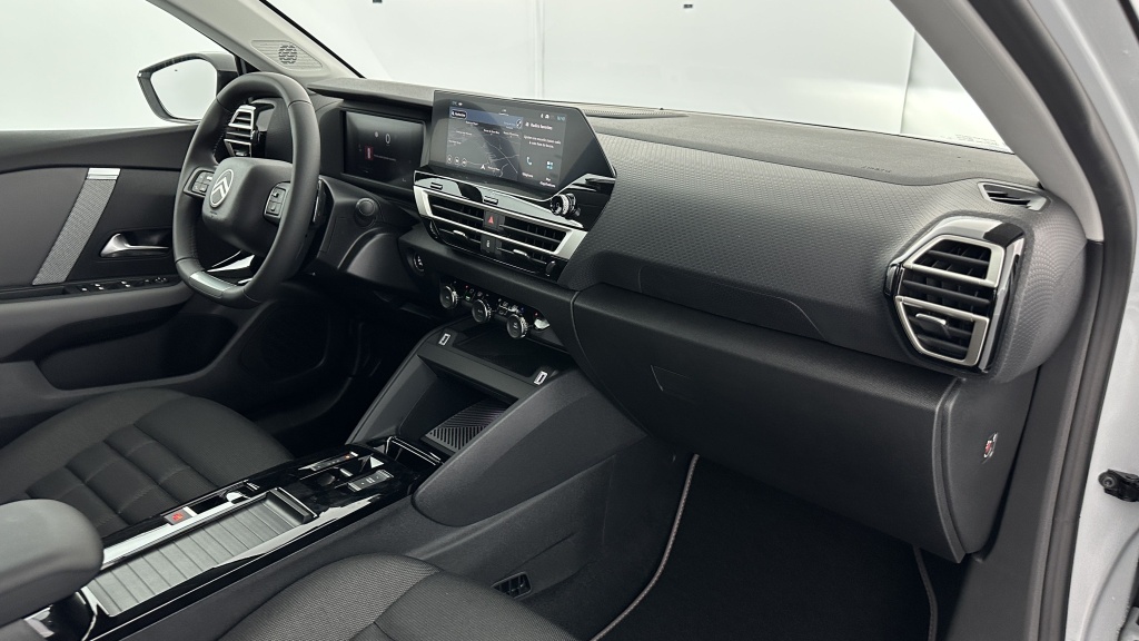 CITROEN C4 1.2 Hybride 145ch Collection e-DCS6 - ref: 8-GLI00009051 - Photo 8