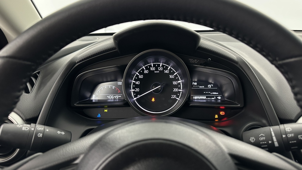 MAZDA Mazda2 III 1.5 e-SKYACTIV G M Hybrid 90ch Elegence - ref: 8-GLI00009225 - Photo 14