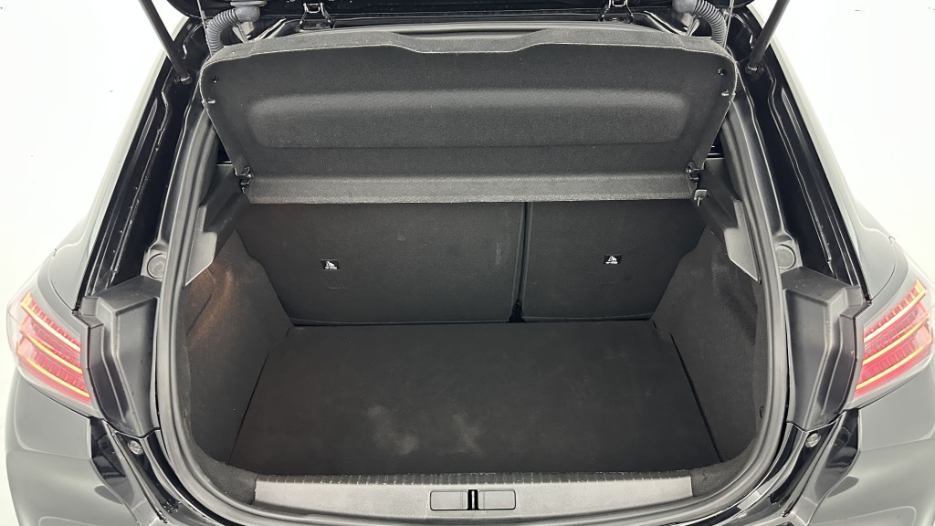 PEUGEOT 208 II 1.2 Hybrid 136ch GT e-DCS6 - ref: 8-GLI00009330 - Photo 10