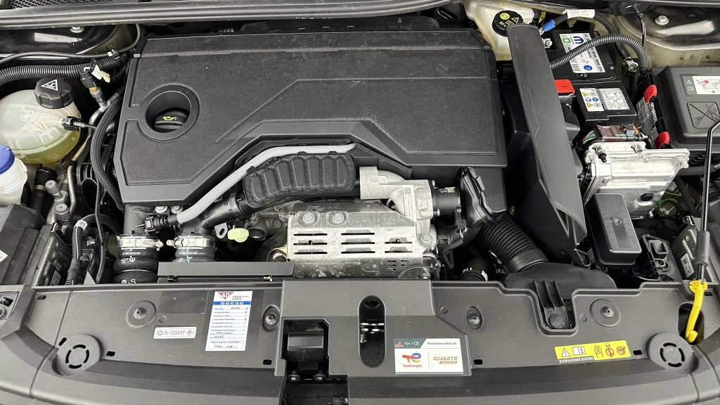 PEUGEOT 208 II 1.2 Hybrid 136ch GT e-DCS6 - ref: 8-GLI00009330 - Photo 11