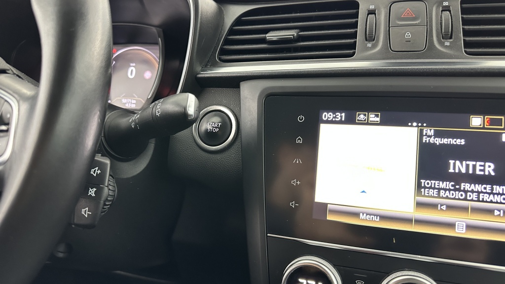 RENAULT Kadjar 1.5 BluedCi 115ch Intens EDC  - ref: 8-GLI00009421 - Photo 20