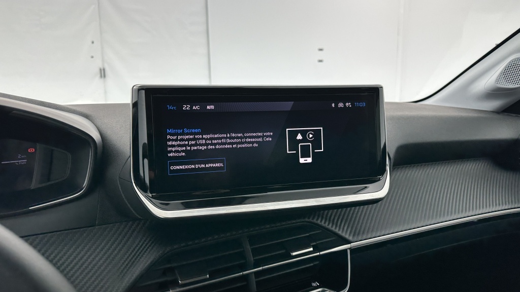 PEUGEOT 208 1.2 Hybrid 110ch Allure e-DCS6 - ref: 8-GLI00009515 - Photo 18