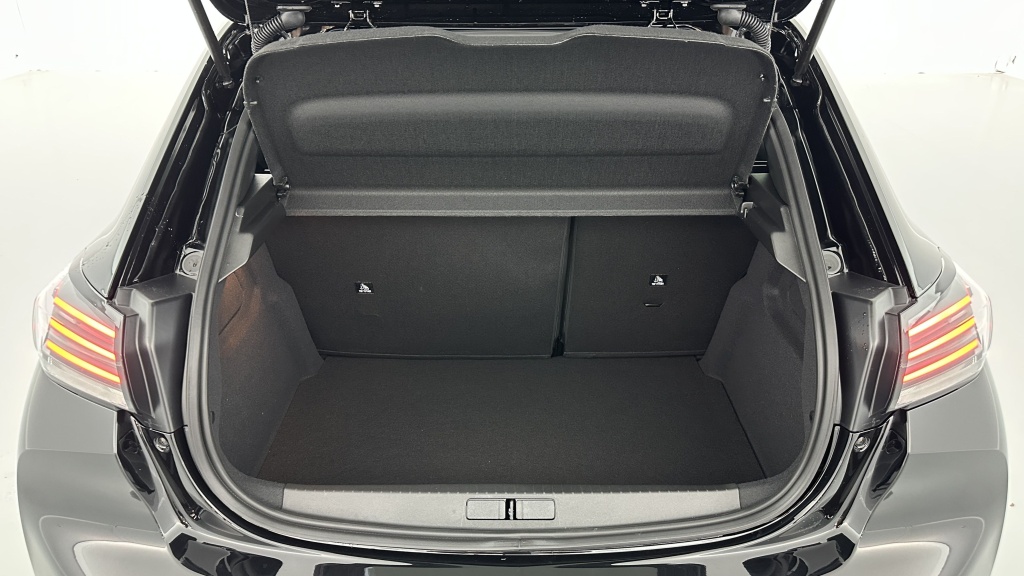 PEUGEOT 208 1.2 Hybrid 110ch Allure e-DCS6 - ref: 8-GLI00009595 - Photo 10