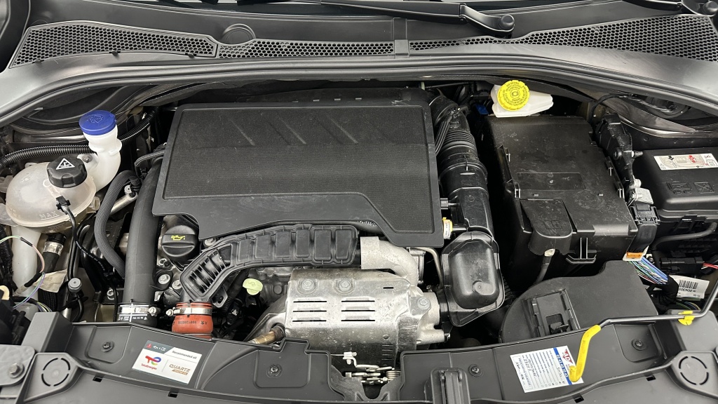 CITROEN C3 1.2 PureTech 110ch Max - ref: 8-GLI00009847 - Photo 11