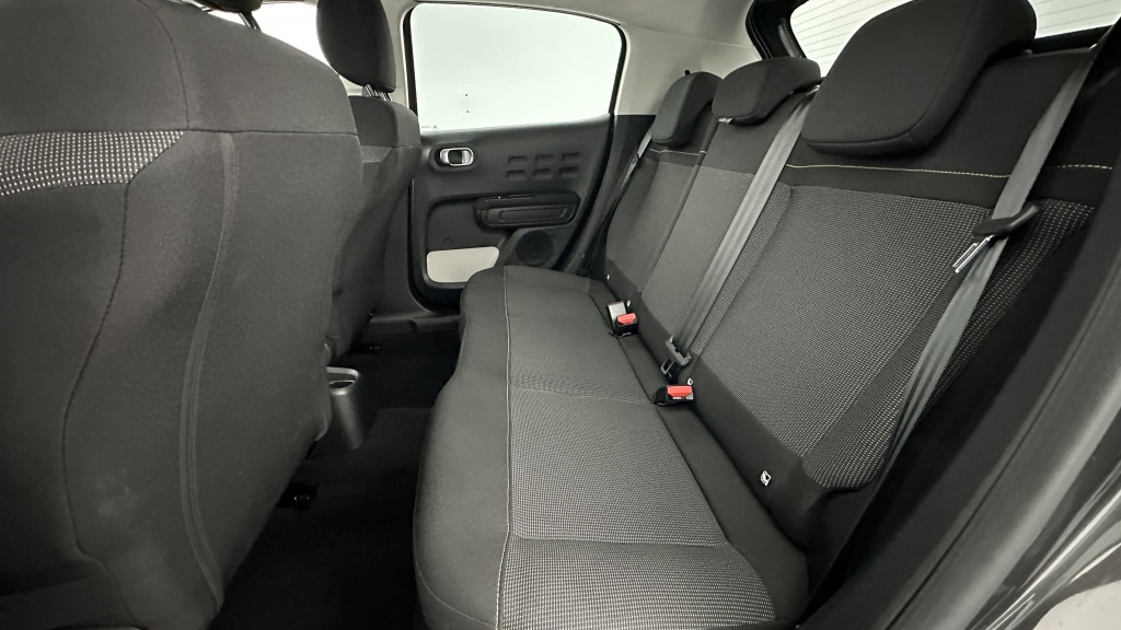 CITROEN C3 1.2 PureTech 110ch Max - ref: 8-GLI00009847 - Photo 9