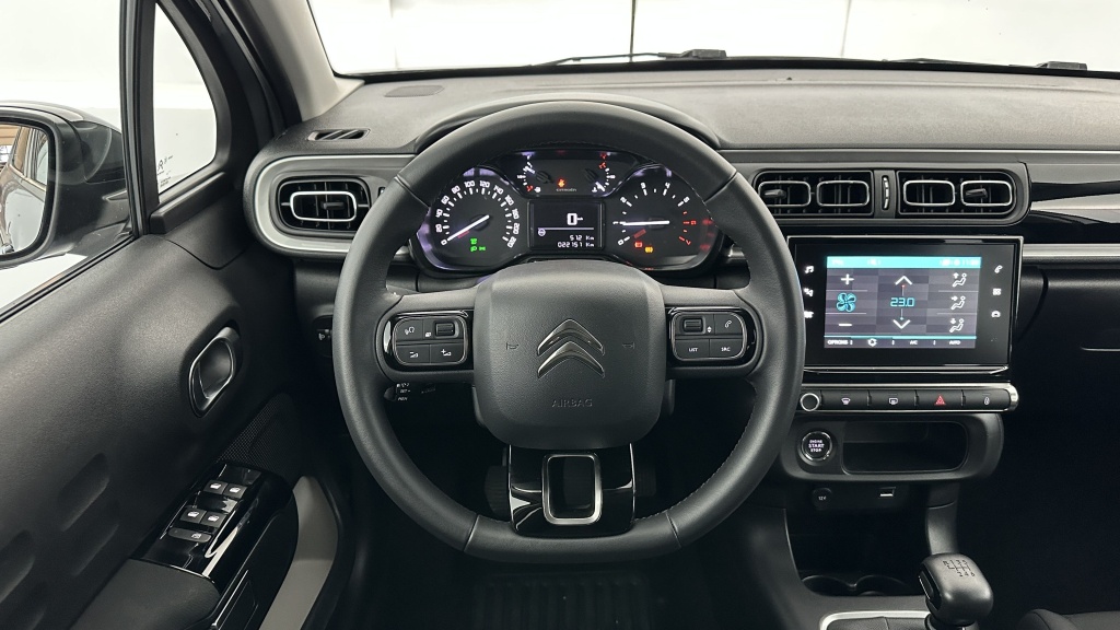 CITROEN C3 1.2 PureTech 110ch Max - ref: 8-GLI00009848 - Photo 13