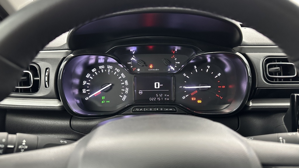 CITROEN C3 1.2 PureTech 110ch Max - ref: 8-GLI00009848 - Photo 14