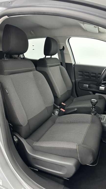 CITROEN C3 1.2 PureTech 110ch Max - ref: 8-GLI00009850 - Photo 17