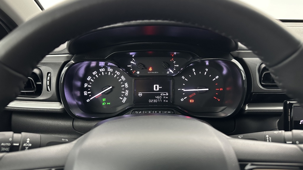 CITROEN C3 1.2 PureTech 110ch Max - ref: 8-GLI00009852 - Photo 14