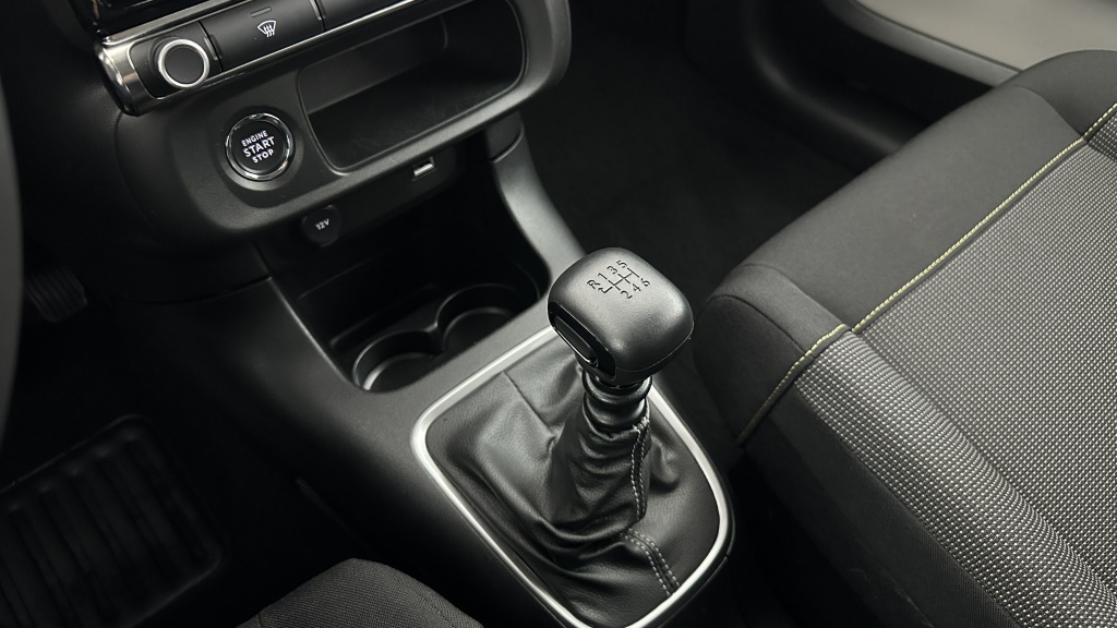 CITROEN C3 1.2 PureTech 110ch Max - ref: 8-GLI00009852 - Photo 16