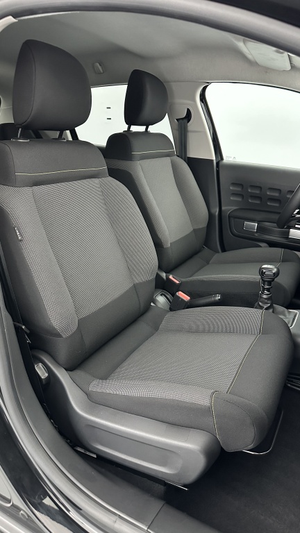 CITROEN C3 1.2 PureTech 110ch Max - ref: 8-GLI00009852 - Photo 17