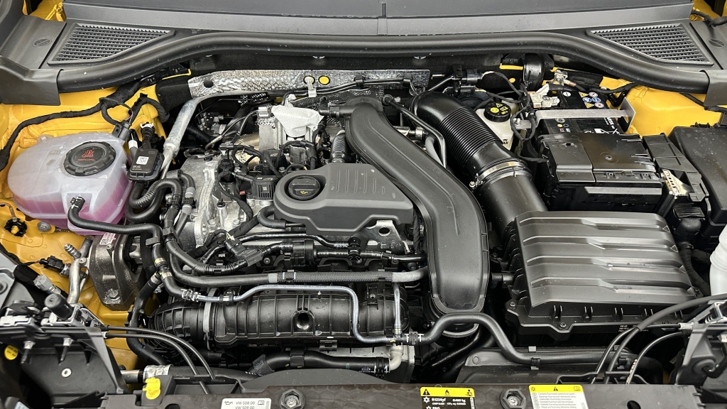 VOLKSWAGEN T-Roc 1.5 eTSI EVO2 Hybrid 150ch R-Line DSG7 - ref: 8-GLI00010008 - Photo 11