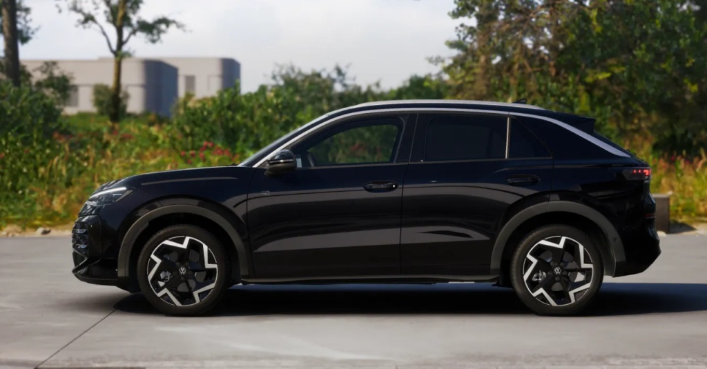 VOLKSWAGEN T-Roc 1.5 eTSI EVO2 Hybrid 150ch R-Line DSG7 - ref: 8-GLI00010012 - Photo 4