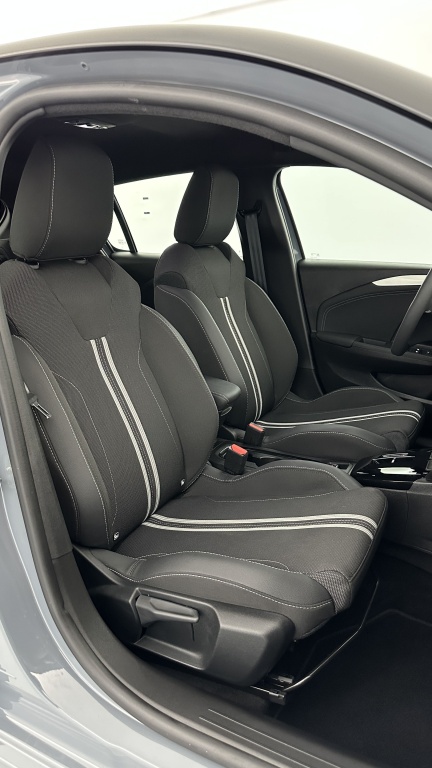 OPEL Corsa 1.2 Turbo 100ch GS BVA8 - ref: 8-GLI00010088 - Photo 17