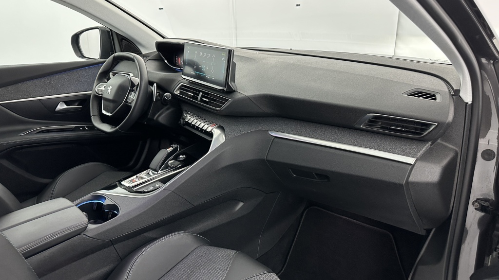 PEUGEOT 3008 II 1.6 Hybrid 225ch Allure Pack e-EAT8 - ref: 8-GLI00010119 - Photo 8