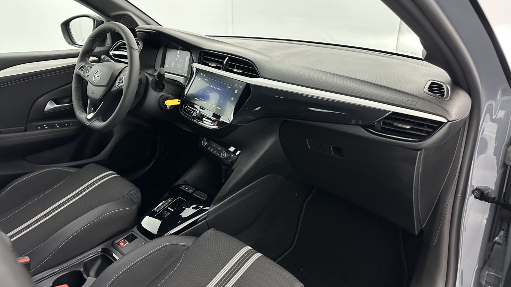 OPEL Corsa 1.2 Turbo 100ch GS BVA8 - ref: 8-GLI00010121 - Photo 8