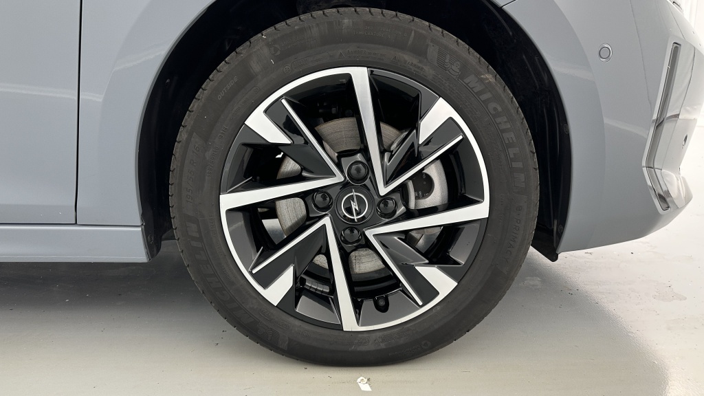 OPEL Corsa 1.2 Turbo 100ch GS BVA8 - ref: 8-GLI00010123 - Photo 12