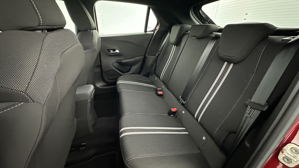 OPEL Corsa 1.2 Turbo 100ch GS BVA8 - ref: 8-GLI00010126 - Photo 9