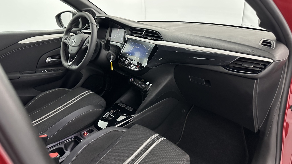 OPEL Corsa 1.2 Turbo 100ch GS BVA8 - ref: 8-GLI00010127 - Photo 8