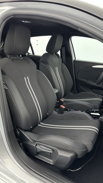 OPEL Corsa 1.2 Turbo 100ch GS BVA8 - ref: 8-GLI00010130 - Photo 17