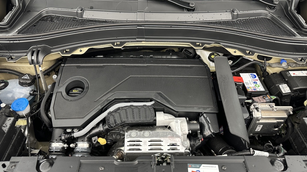 CITROEN C3 Aircross 1.2 Hybride 145ch Plus e-DCS6 - ref: 8-GLI00010199 - Photo 11