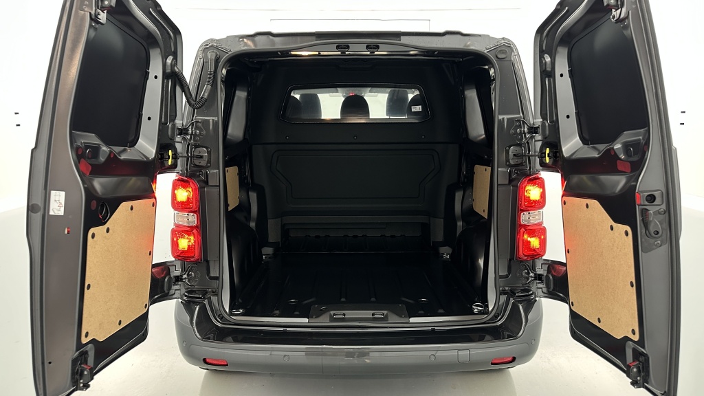 PEUGEOT Expert Cabine Approfondie M 2.0 BlueHDi 180ch EAT8 - ref: 8-GLI00010299 - Photo 9