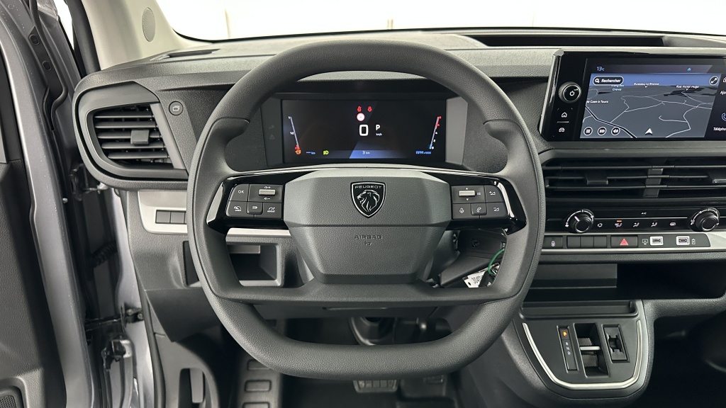 PEUGEOT Expert Cabine Approfondie M 2.0 BlueHDi 180ch EAT8 - ref: 8-GLI00010596 - Photo 10