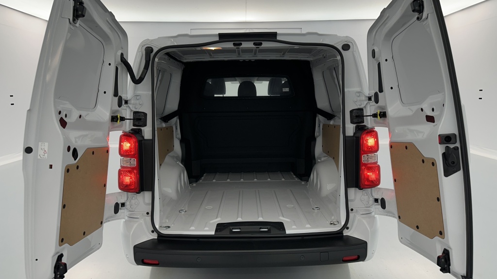 PEUGEOT Expert Cabine Approfondie XL 2.0 BlueHDi 180ch EAT8 - ref: 8-GLI00010636 - Photo 9