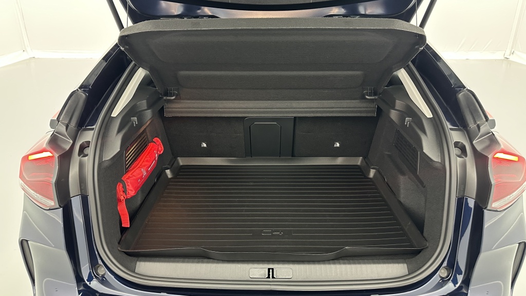 CITROEN C4 III 1.2 Hybride 136ch MAX e-DCS6  - ref: 8-GLI00011077 - Photo 10