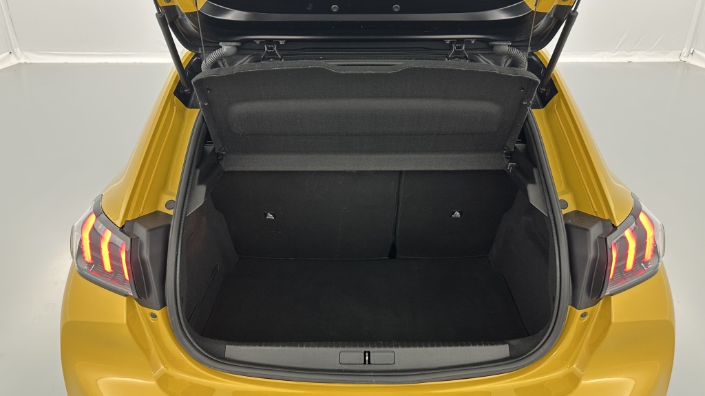 PEUGEOT 208 II 1.2 PureTech 100ch GT EAT8 - ref: 8-GLI00011137 - Photo 10