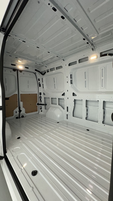 NISSAN Interstar 3T5 L2H2 2.0 dCi 150ch N-Connecta - ref: 8-GLI00011213 - Photo 8