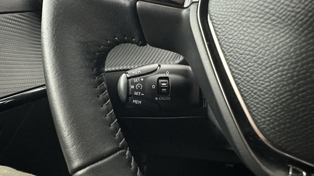 PEUGEOT 208 II 1.2 PureTech 75ch Active Pack - ref: 8-GLI00011310 - Photo 19