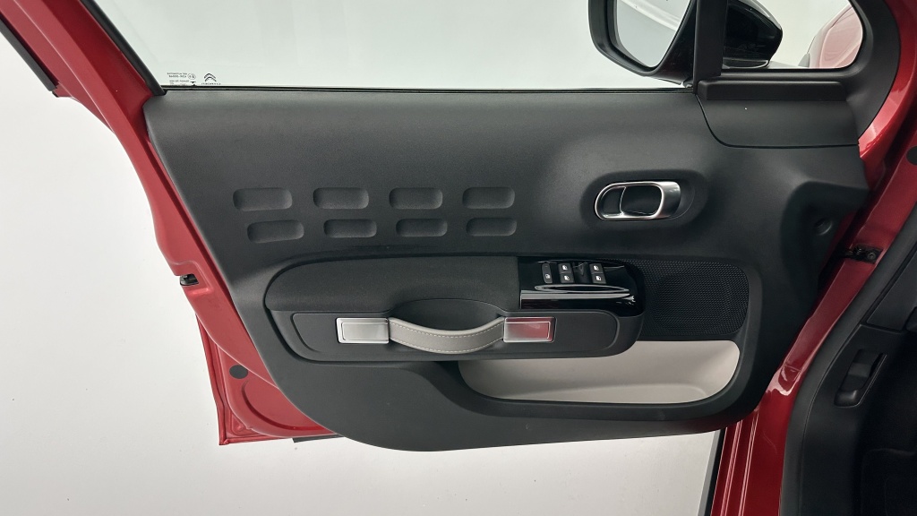 CITROEN C3 III 1.2 PureTech 110ch Shine EAT6 - ref: 8-GLI00011620 - Photo 12