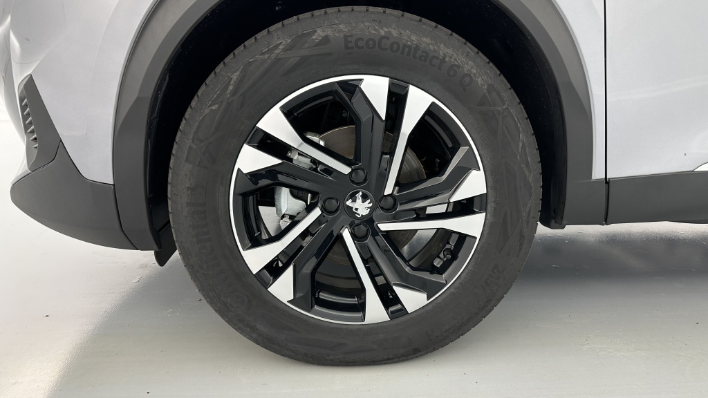 PEUGEOT 2008 1.2 PureTech 130ch Allure Pack - ref: 8-GLI00011677 - Photo 12