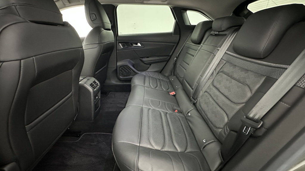 CITROEN C5 X 1.2 Puretech 130ch Shine EAT8 - ref: 8-GLI00011679 - Photo 9