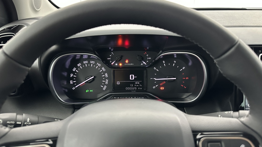 CITROEN C3 Aircross 1.2 PureTech 110ch Shine - ref: 8-GLI00011682 - Photo 15